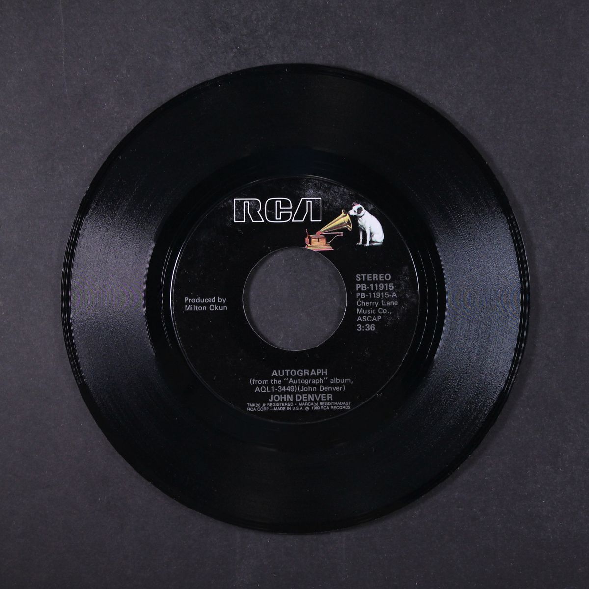 autograph / the mountain soung by JOHN DENVER