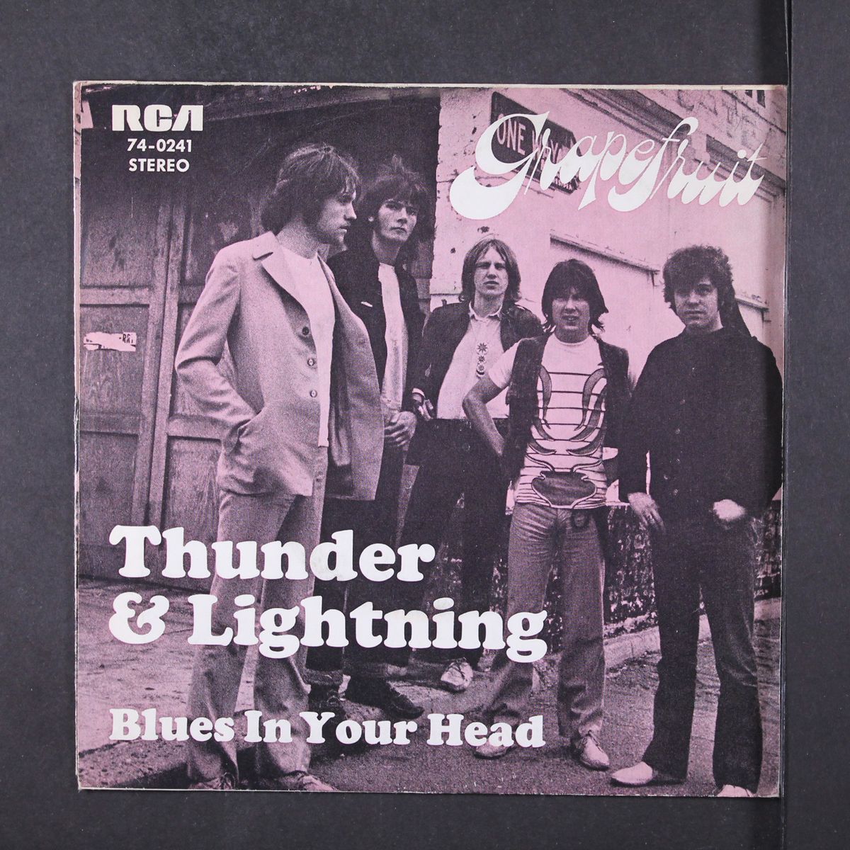thunder & lightning / blues in your head by GRAPEFRUIT