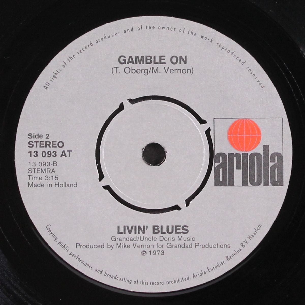poinsetta petal / gamble on by LIVIN' BLUES