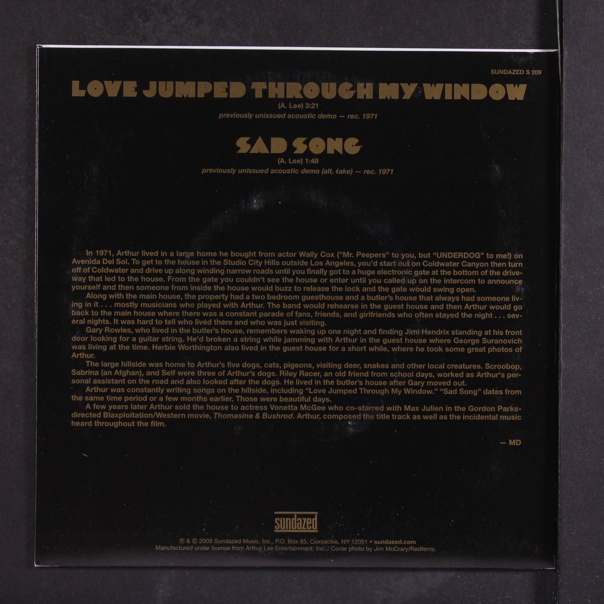 love jumped through my window / sad song by ARTHUR LEE