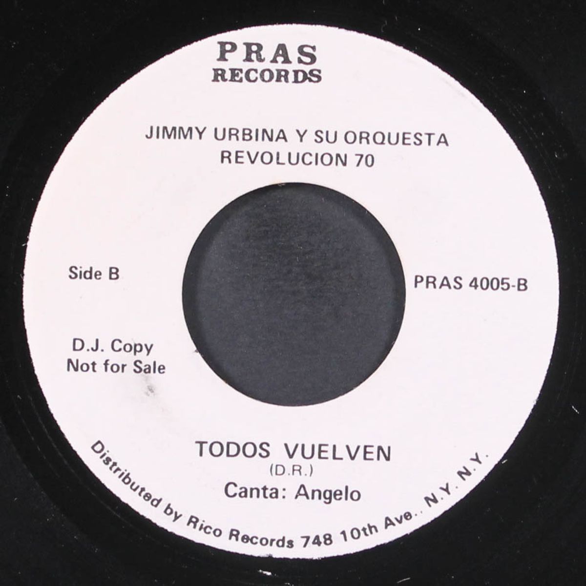 todos vuelven / mil besos by JIMMY URBINA & ORQUESTA REVOLUCION 70