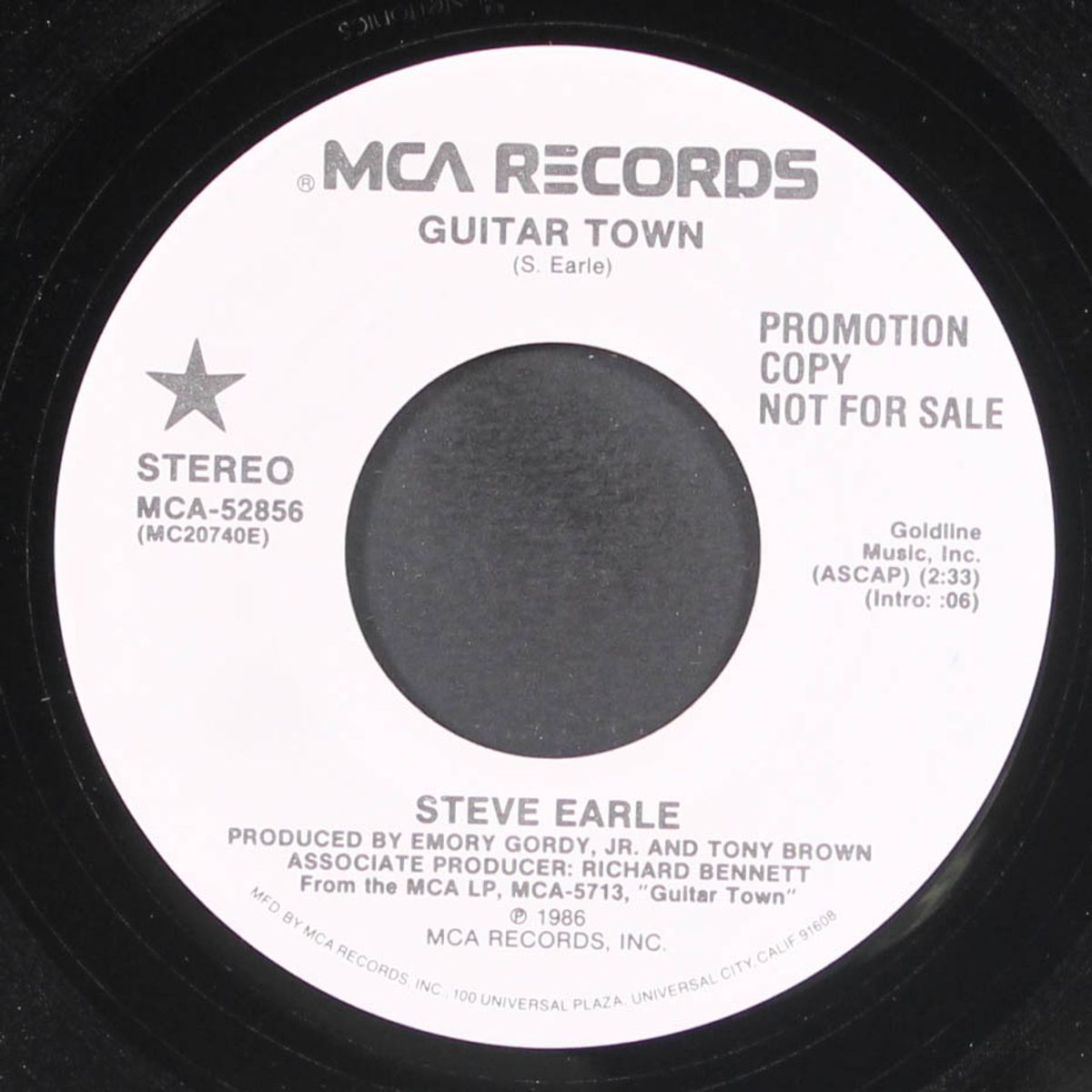 guitar town / same by STEVE EARLE