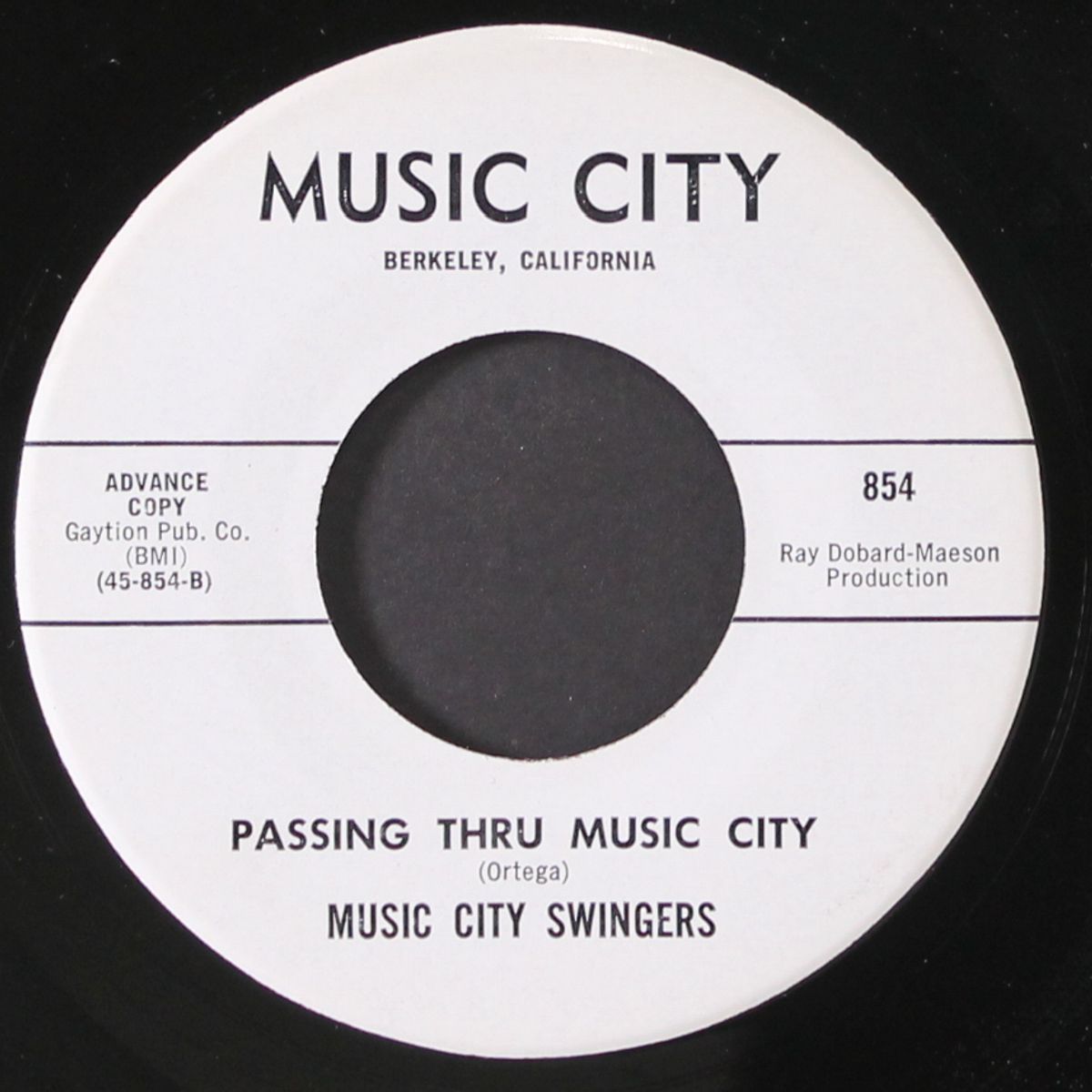 passing thru music city / harlem nocturne by MUSIC CITY SWINGERS