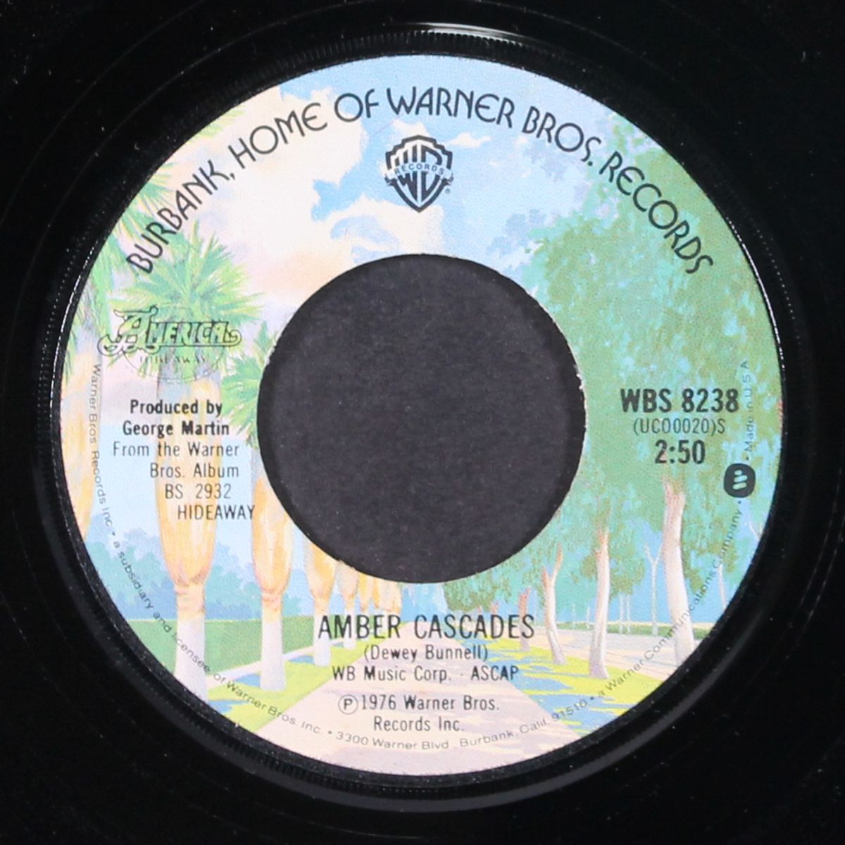 amber cascades / who loves you by AMERICA