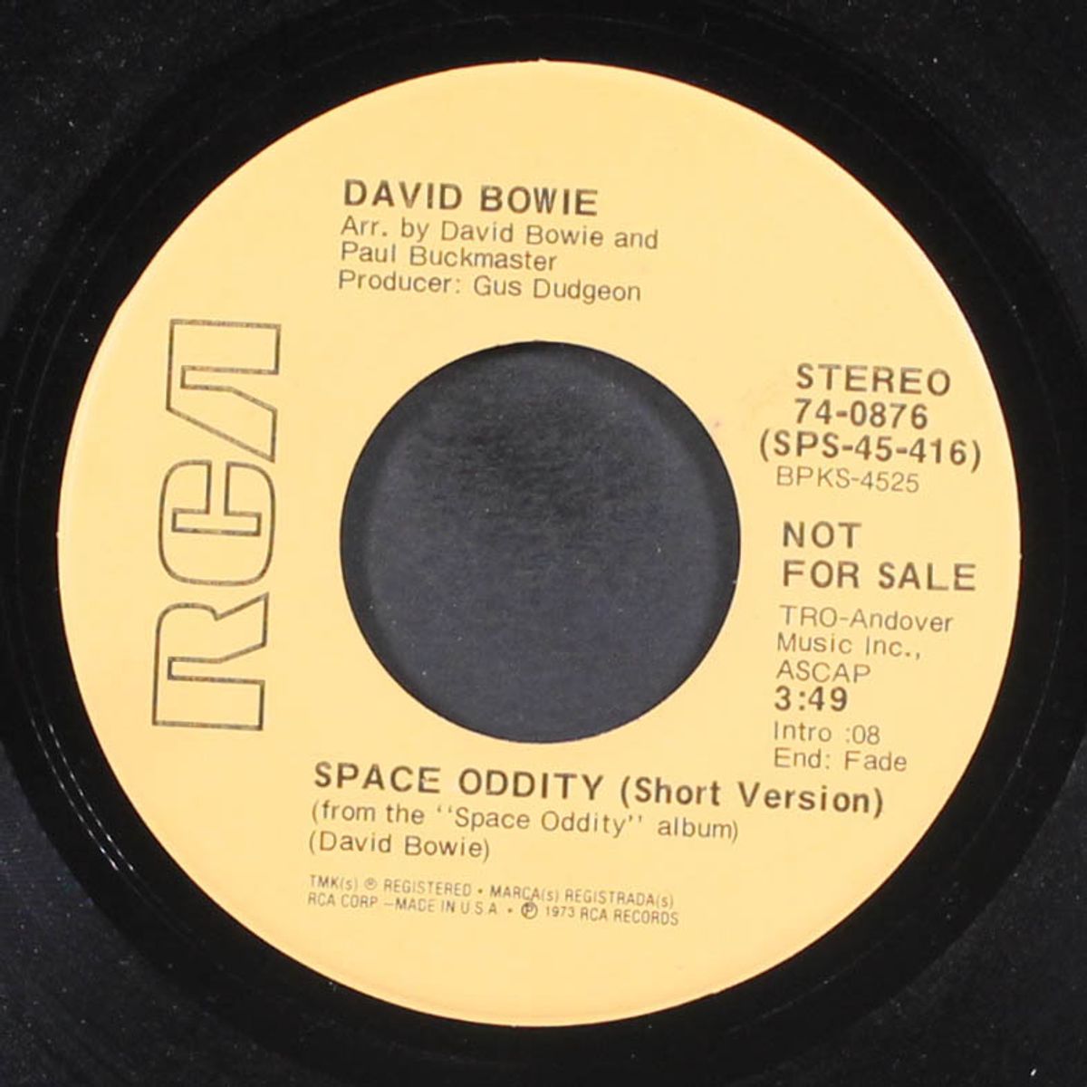 space oddity / short by DAVID BOWIE