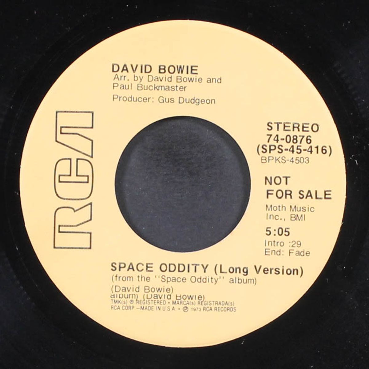 space oddity / short by DAVID BOWIE