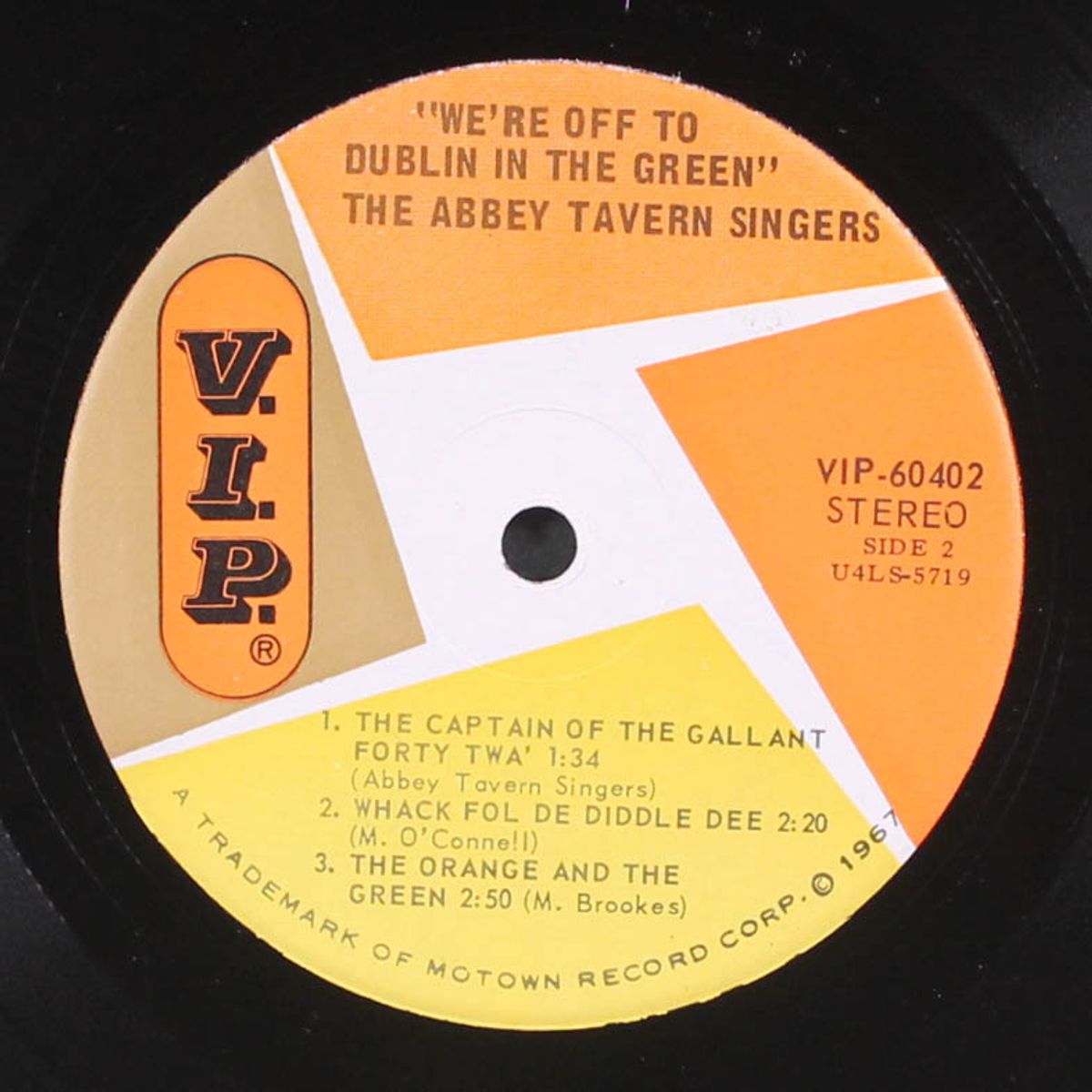 we're off to dublin in the green by ABBEY TAVERN SINGERS