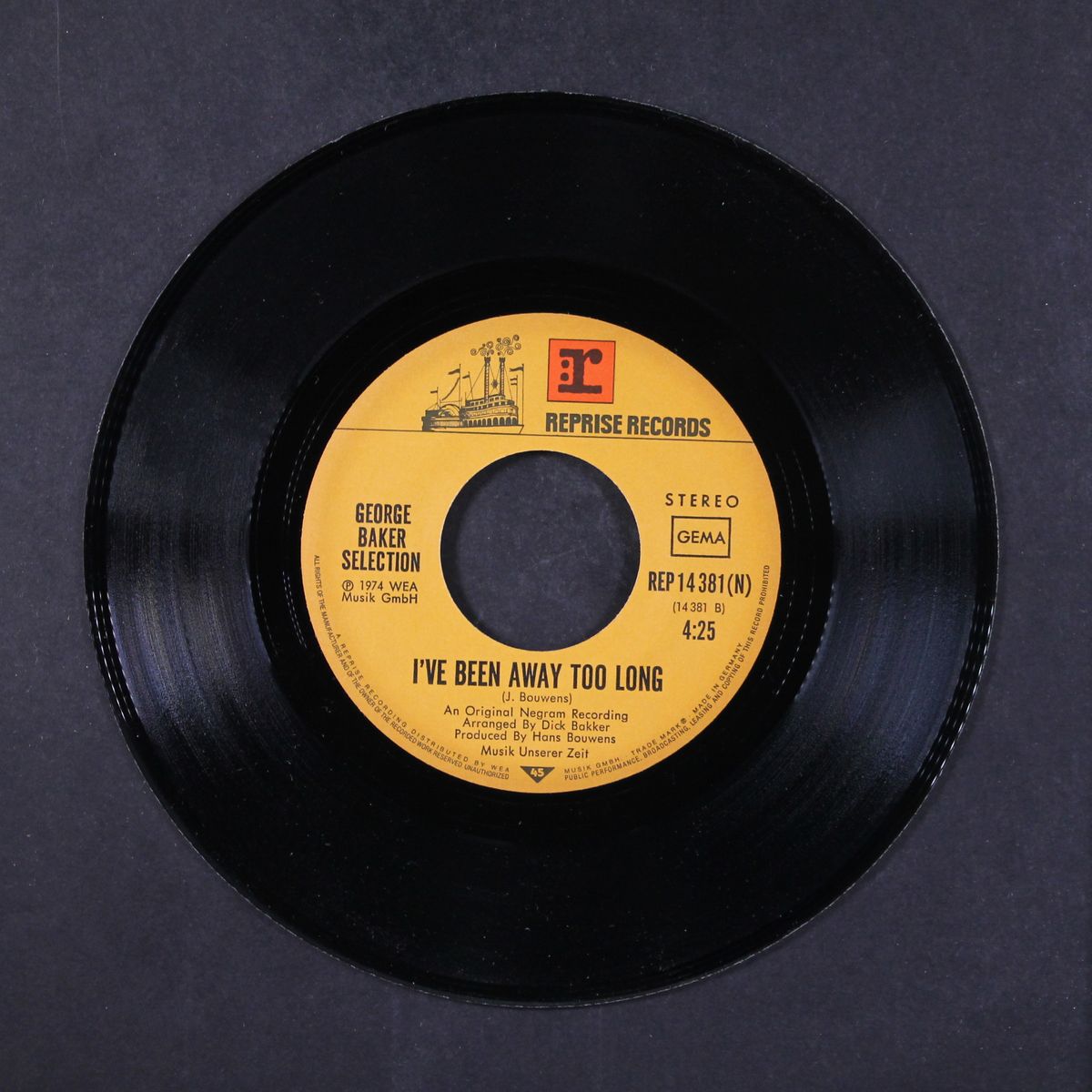 sing a song of love by GEORGE BAKER SELECTION