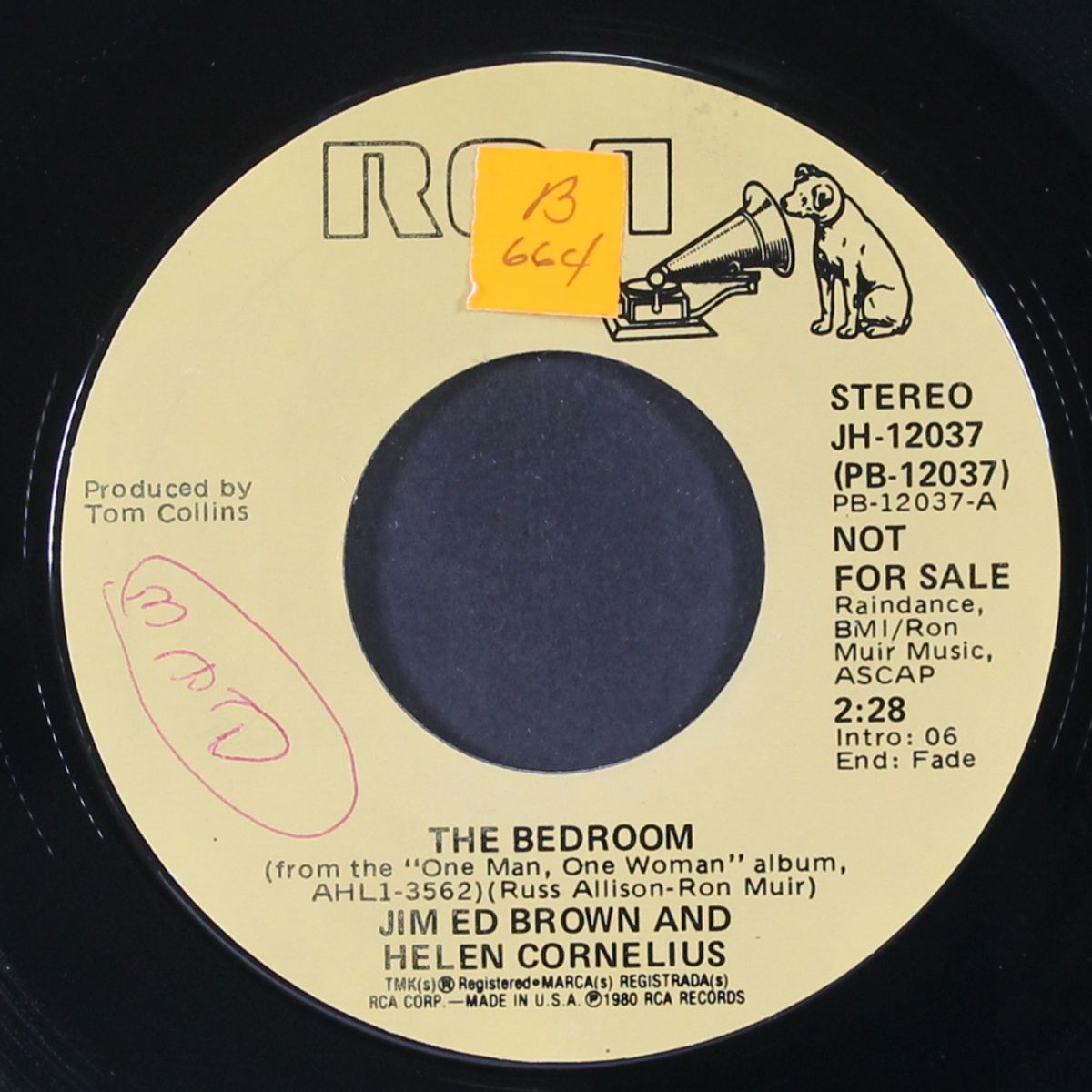 the bedroom / mono by JIM ED BROWN
