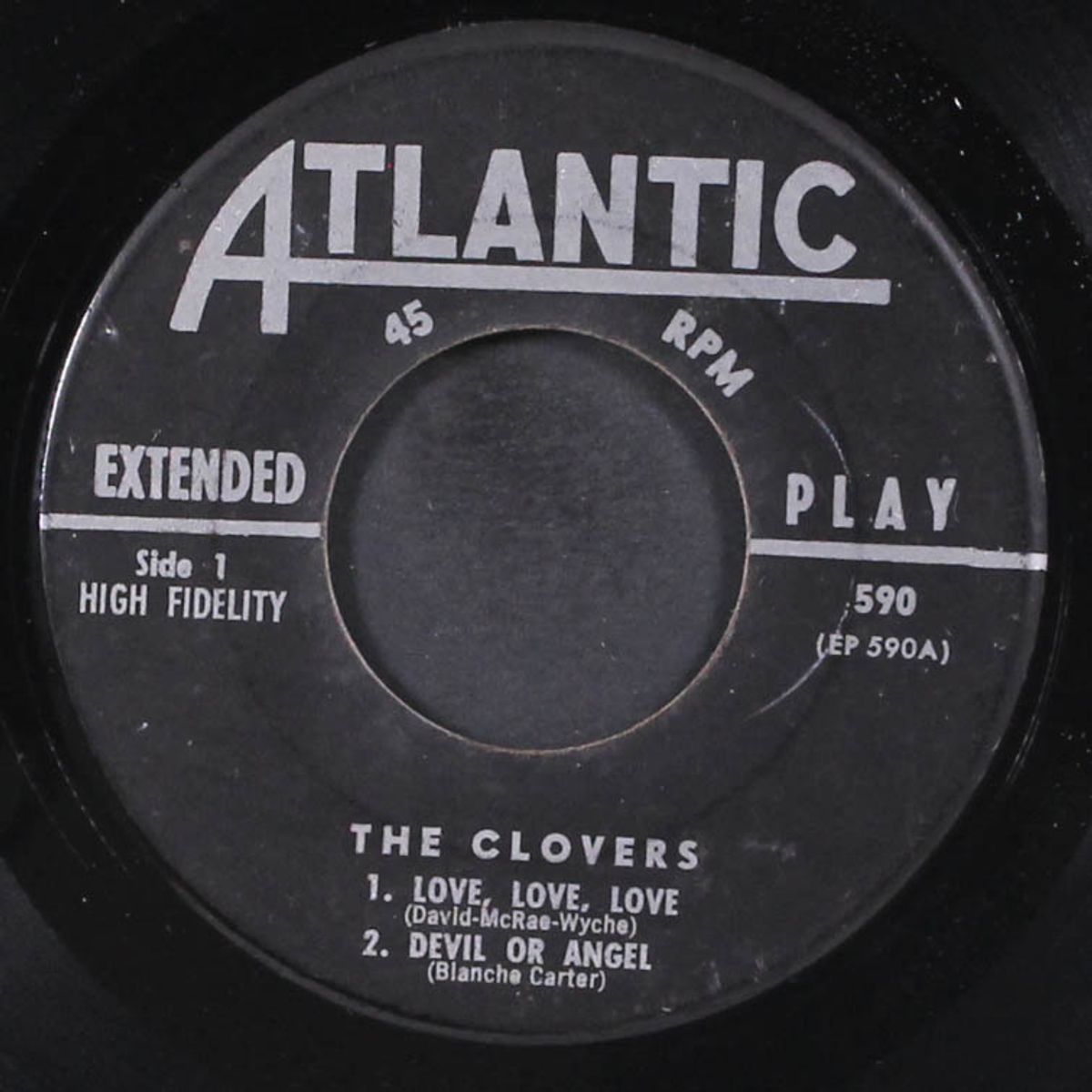 love love love by CLOVERS