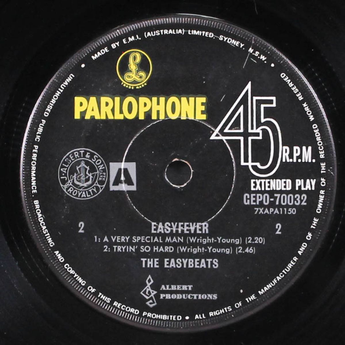 easyfever by EASYBEATS