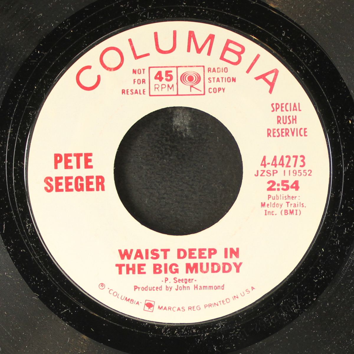 waist deep in the big muddy / same by PETE SEEGER