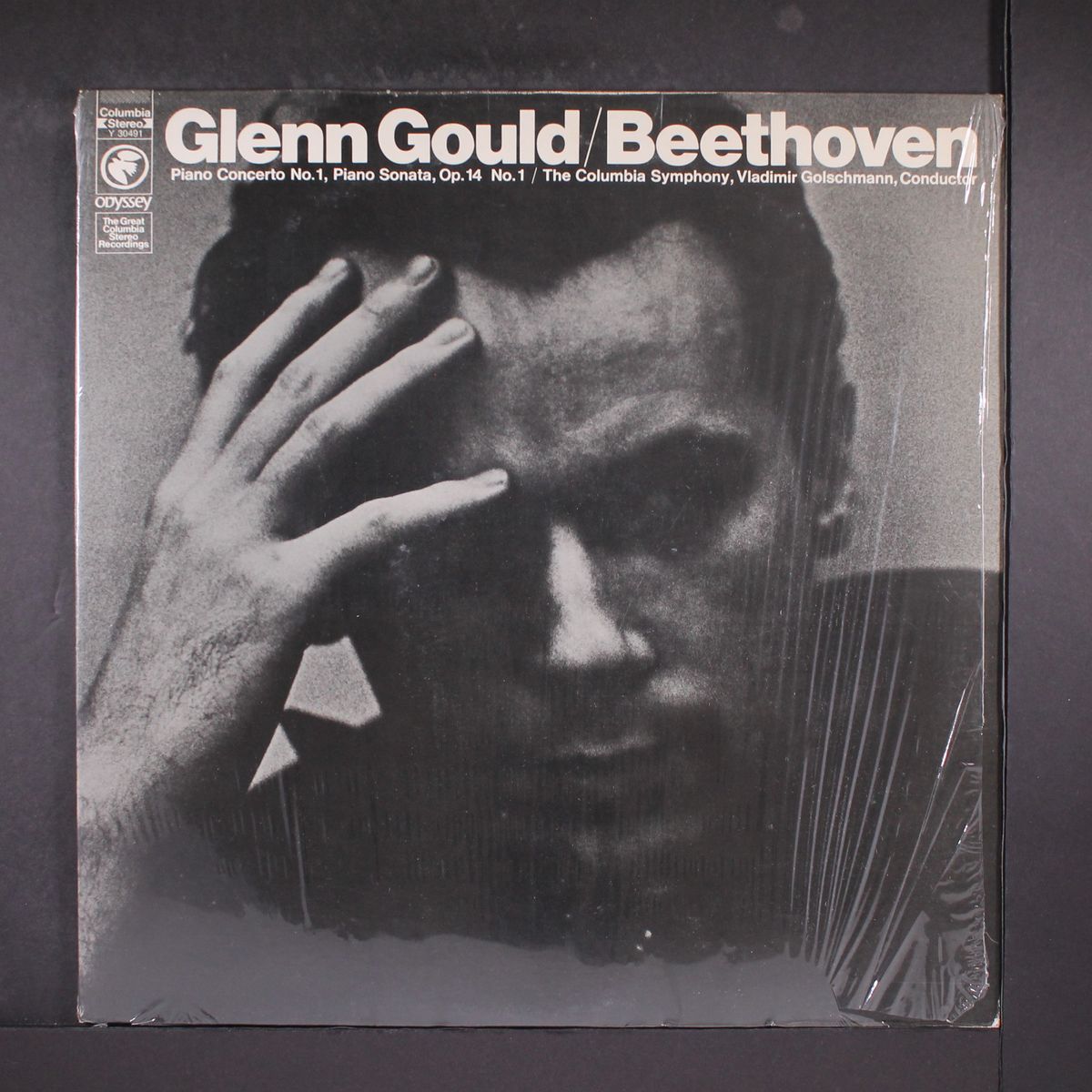 beethoven: concerto no. 1, sonata op14,1 by GLENN GOULD