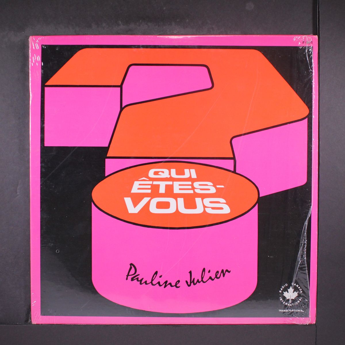 qui etes-vous by PAULINE JULIEN