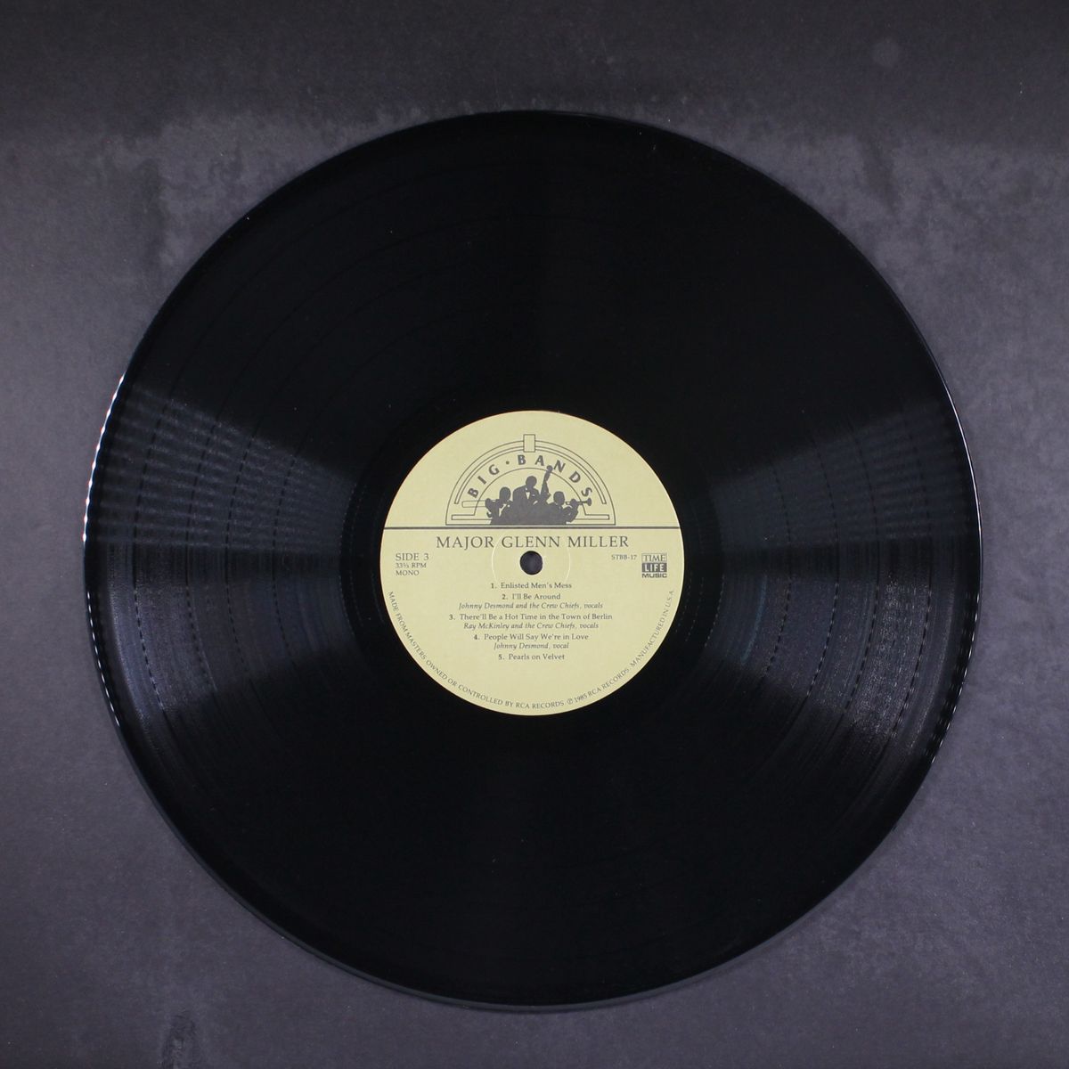 major glenn miller by GLENN MILLER