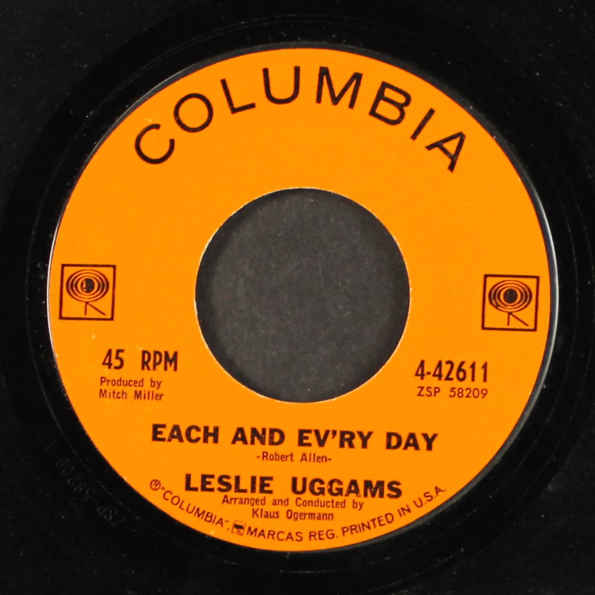 each and ev'ry day / is he the only man in the world by LESLIE UGGAMS