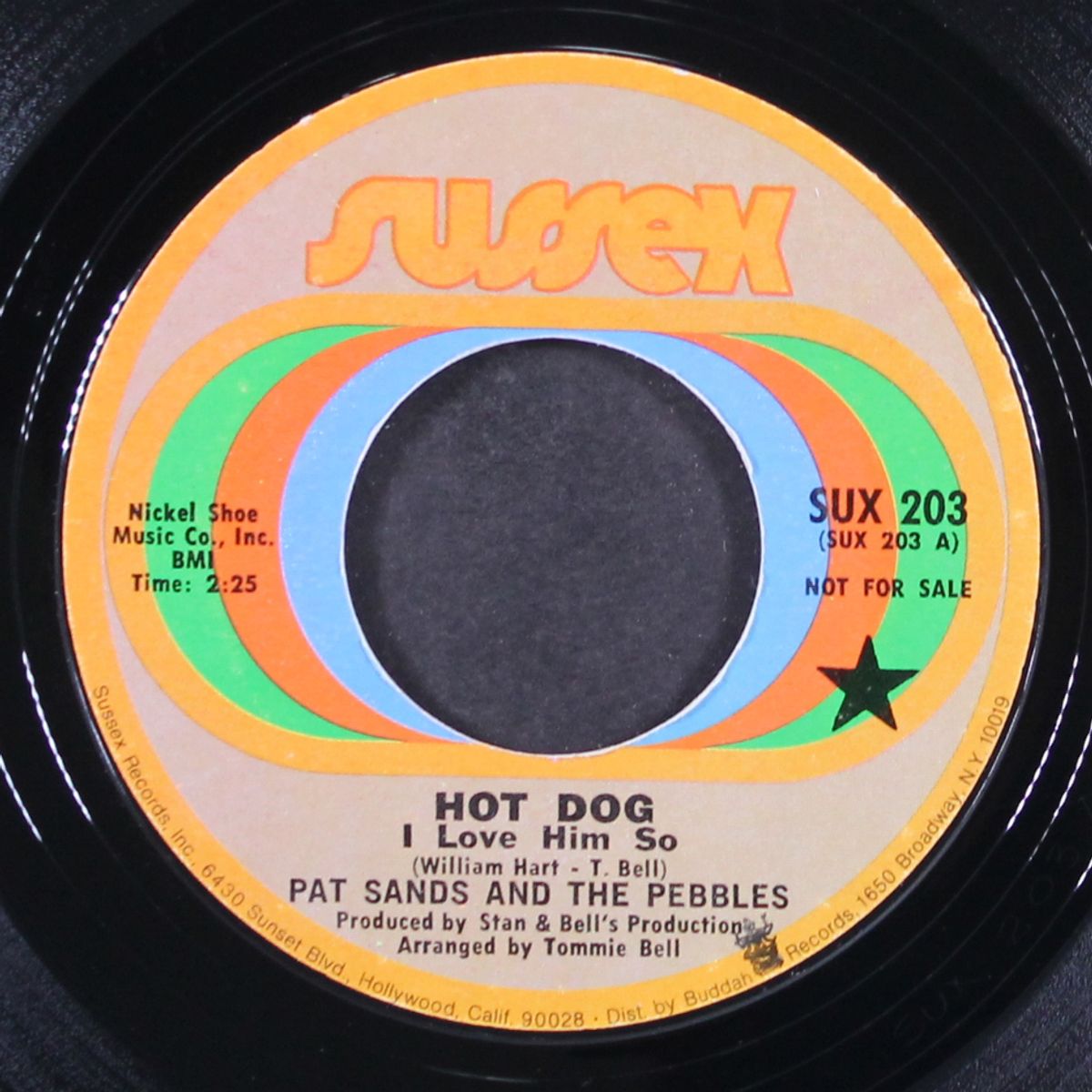hot dog, i love him so / loving him by PAT SANDS & PEBBLES