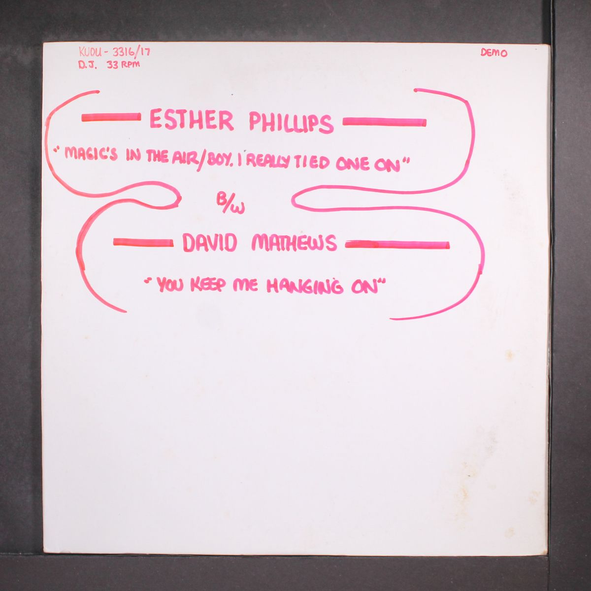 magic's in the air + 1 / you keep me hanging on by ESTHER PHILLIPS / DAVE MATTHEWS