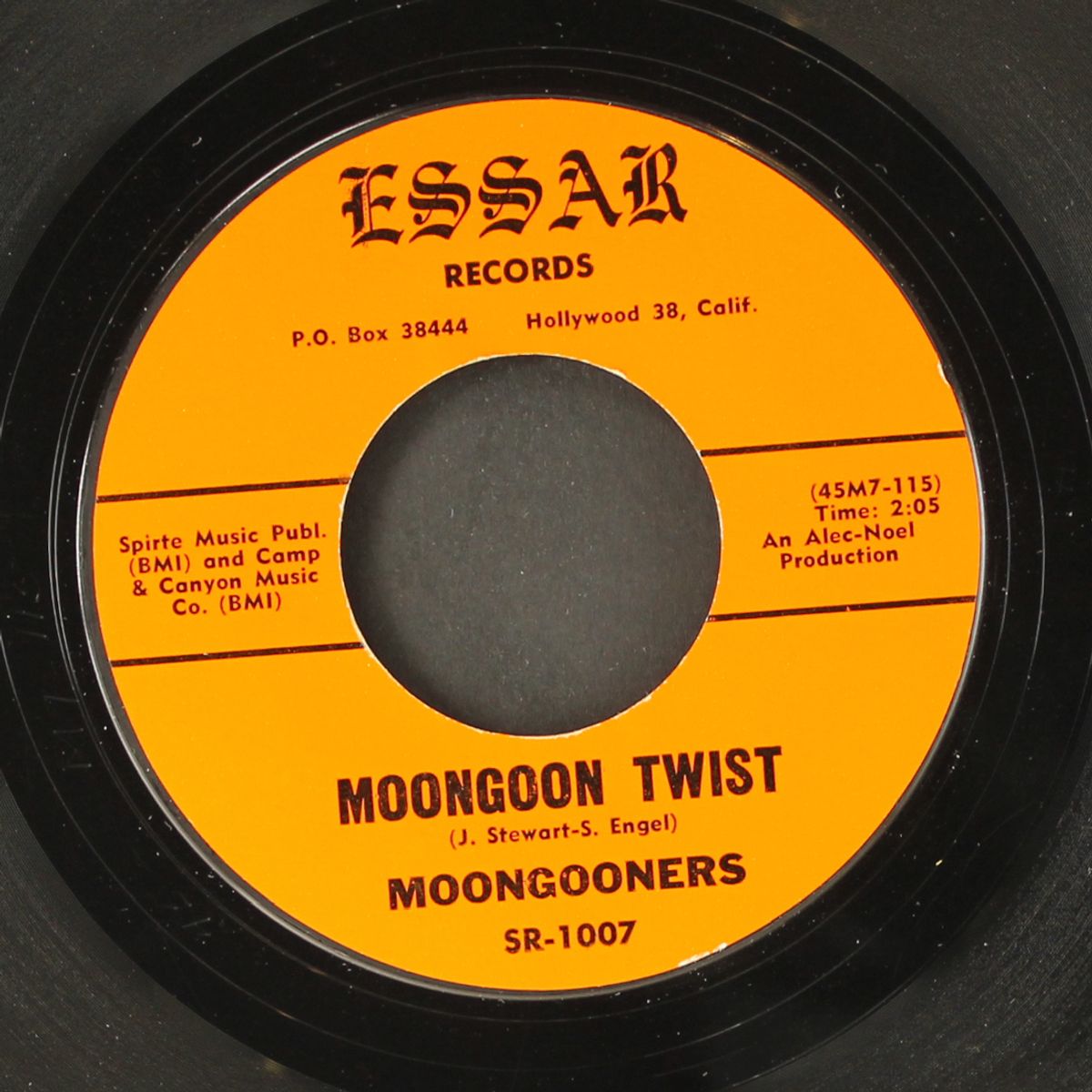 willie and the hand jive / moongoon twist by MOONGOONERS