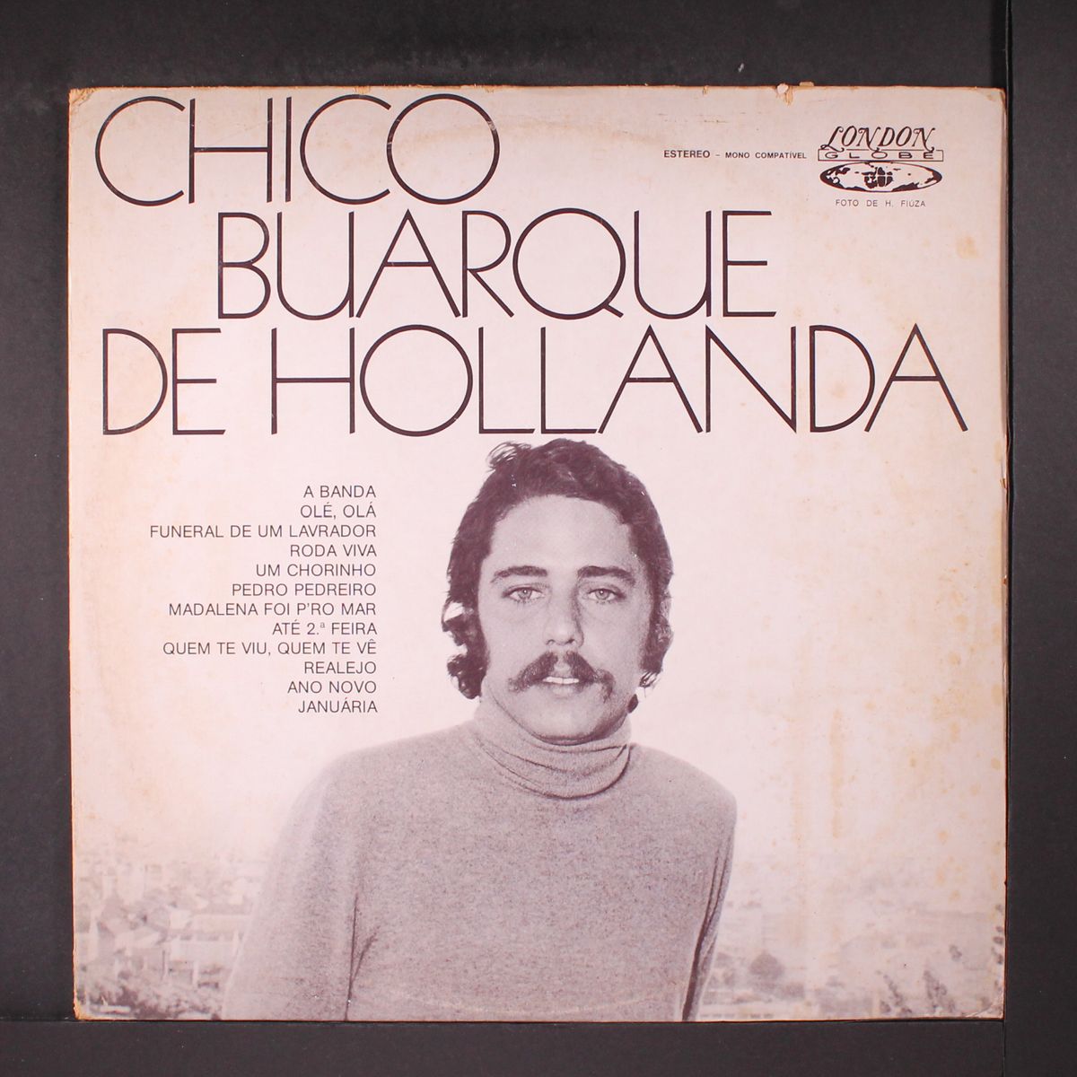 chico buarque de hollanda by CHICO BUARQUE