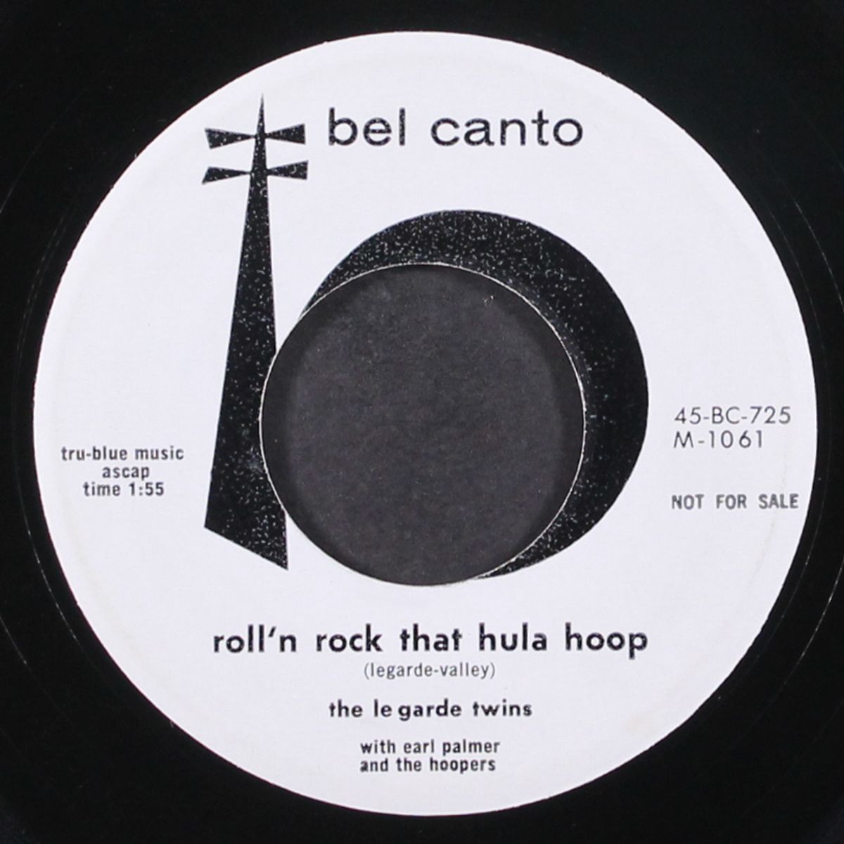 roll'n rock that hula hoop by LE GARDE TWINS