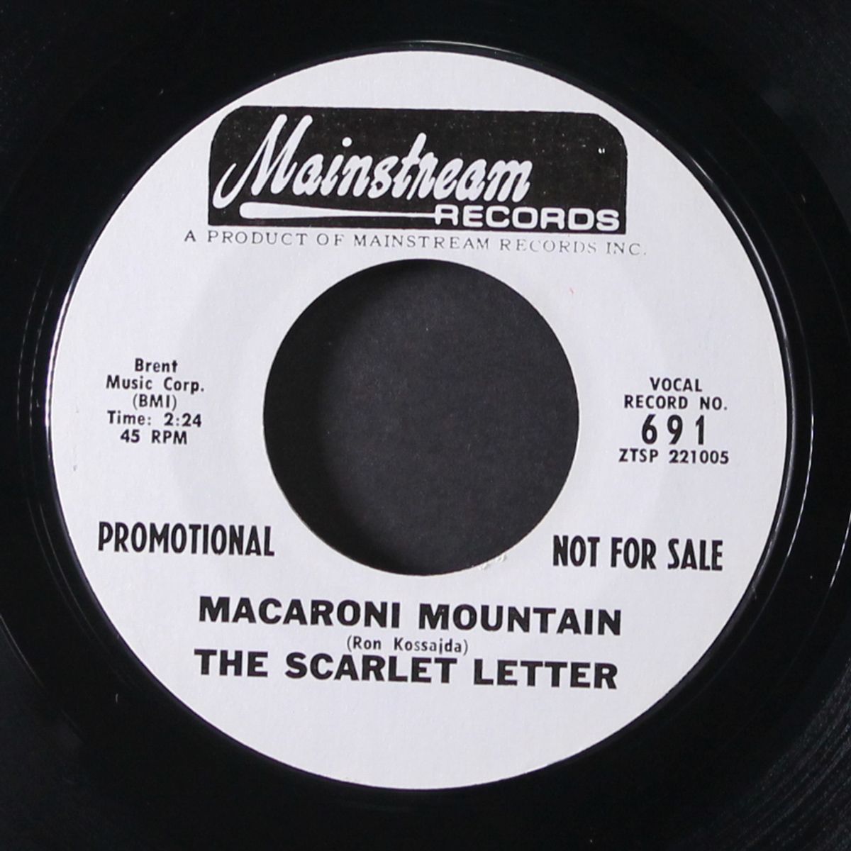 macaroni mountain by SCARLET LETTER