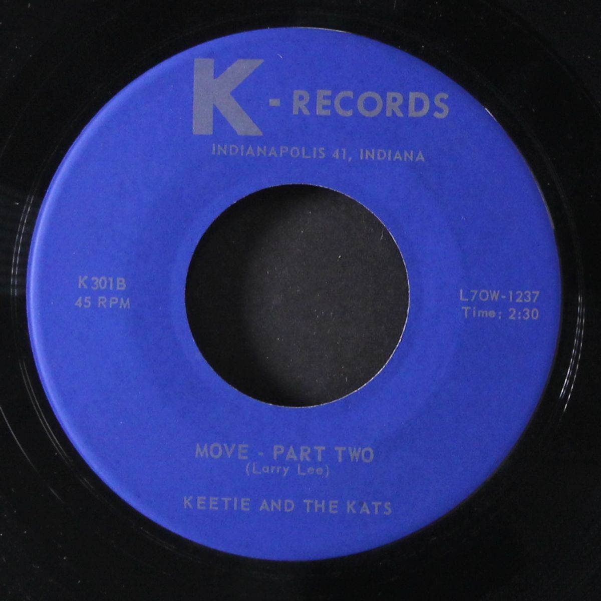 move / part 2 by KEETIE & KATS