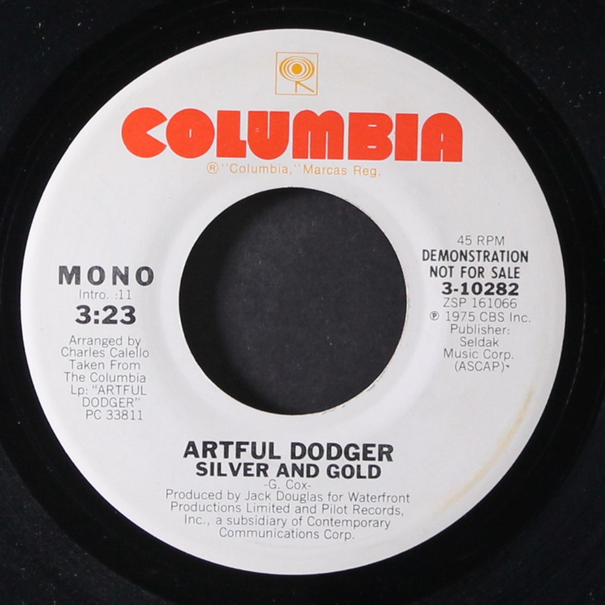 silver and gold / mono by ARTFUL DODGER