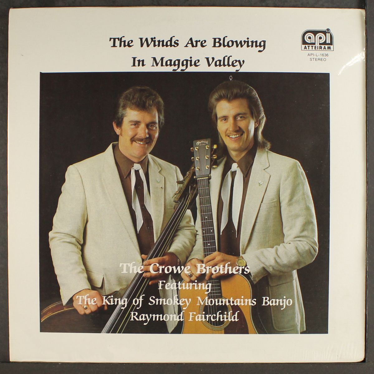 the winds are blowing in maggie valley by CROWE BROTHERS