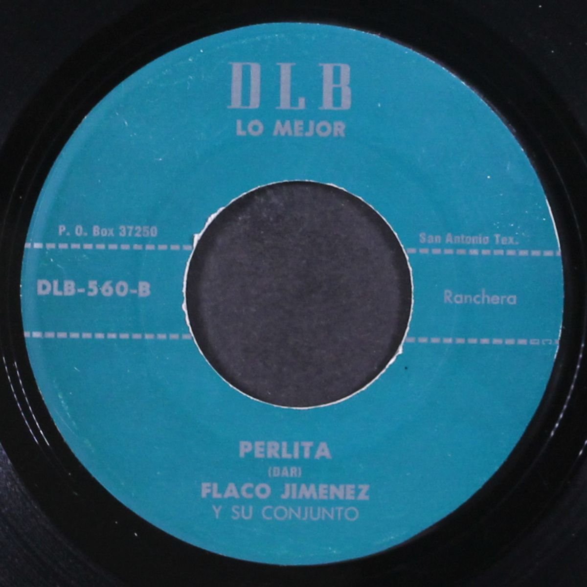 la nueva zenaida / perlita by FLACO JIMENEZ