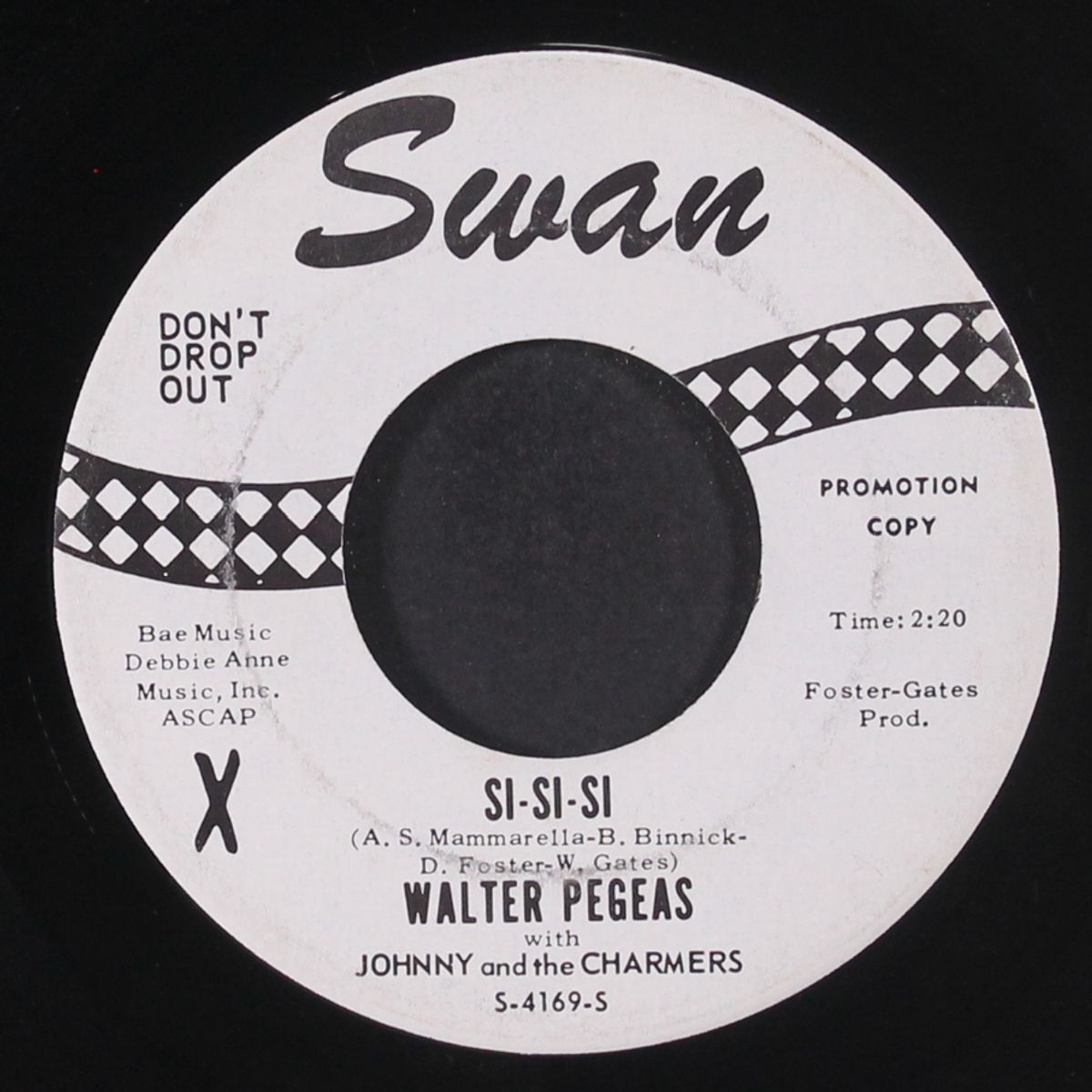 si-si-si / this little piggy by WALTER PEGEAS