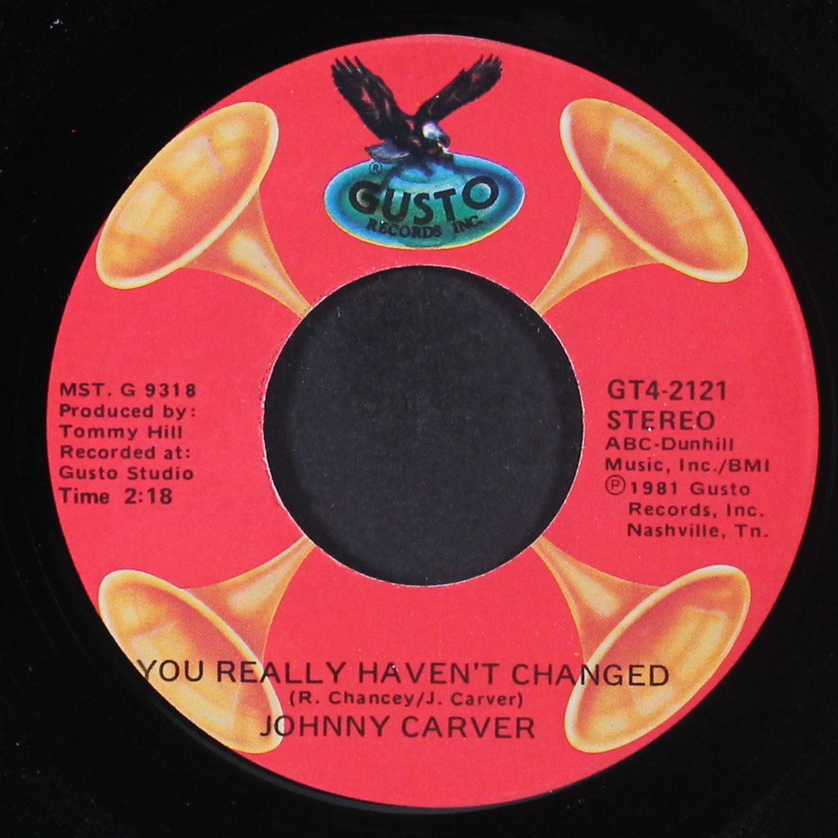 tie a yellow ribbon 'round the old oak tree / you really haven't chang by JOHNNY CARVER