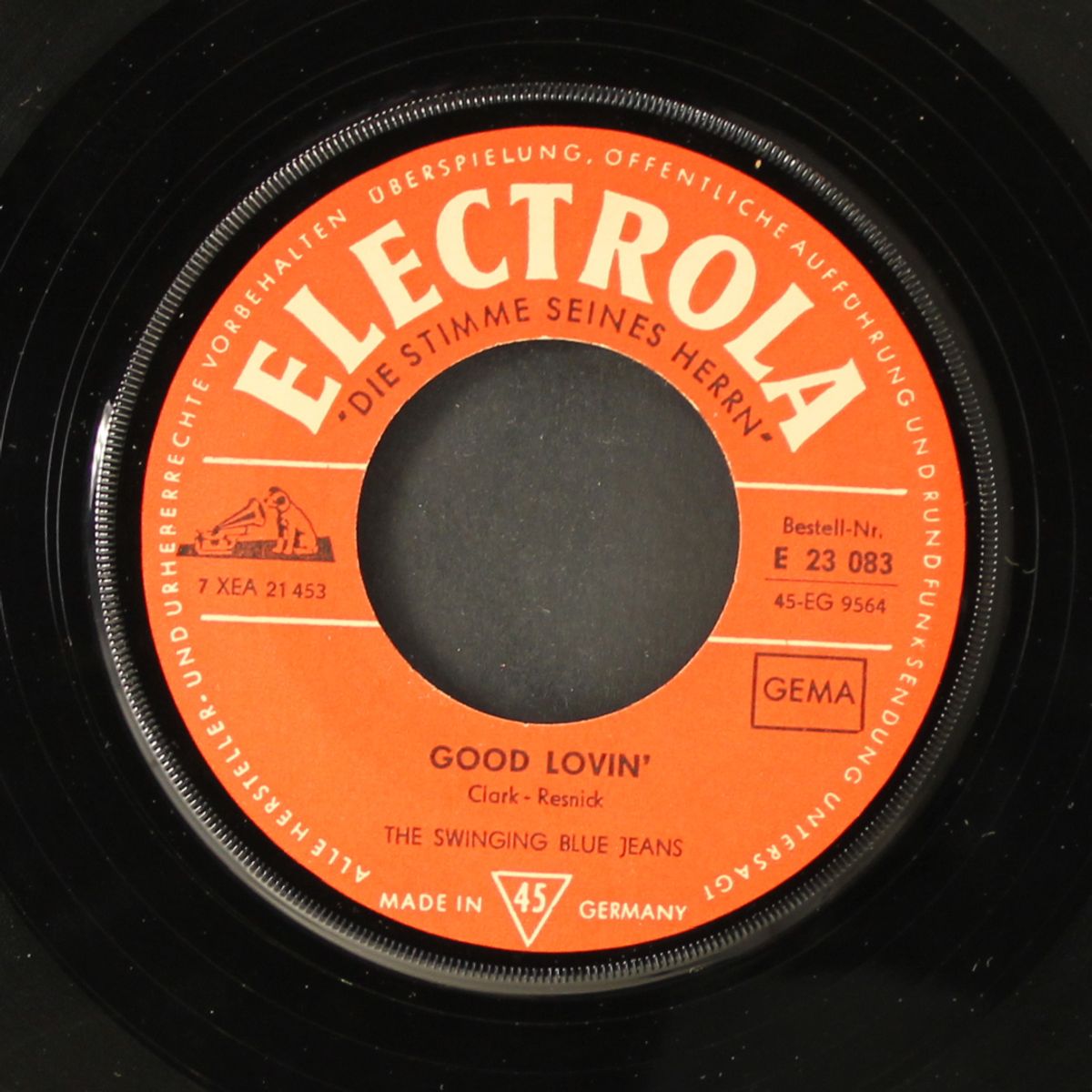 crazy 'bout my baby / good lovin' by SWINGING BLUE JEANS
