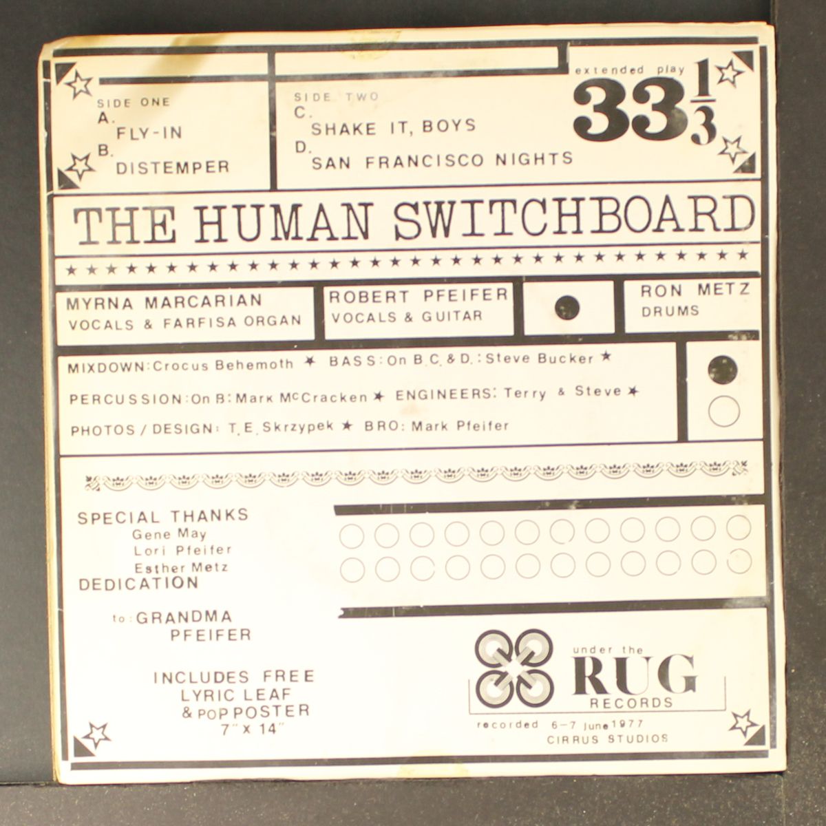 fly-in / +3 by HUMAN SWITCHBOARD