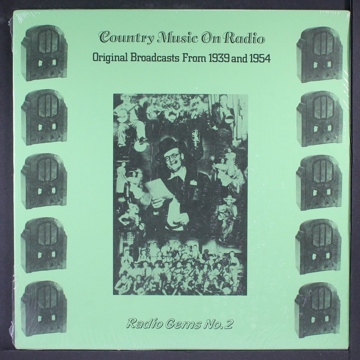 country music on radio (original broadcasts from 1939 and 1954) by VARIOUS