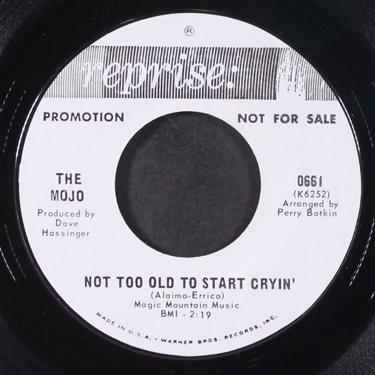 new york city / not too old to start cryin' by MOJO