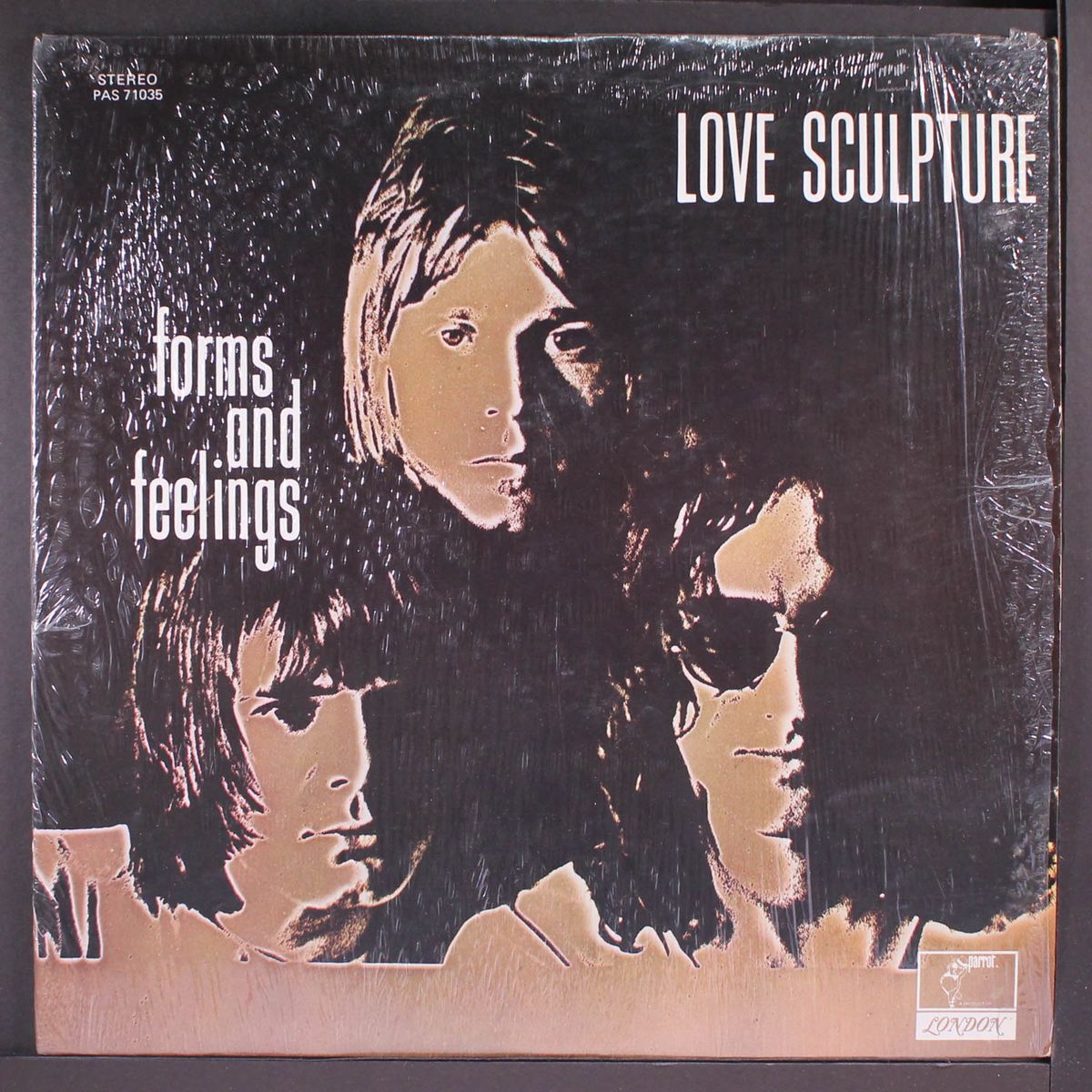 forms and feelings by LOVE SCULPTURE