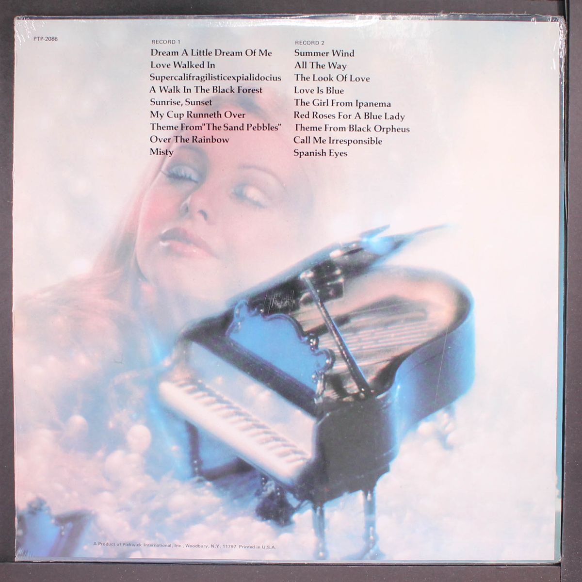 the piano of roger williams by ROGER WILLIAMS