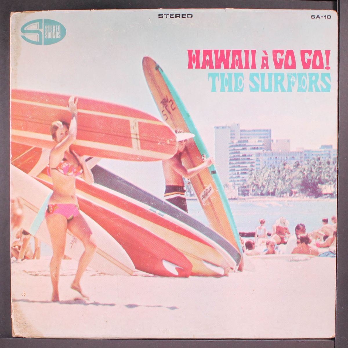 hawaii a go go! by SURFERS