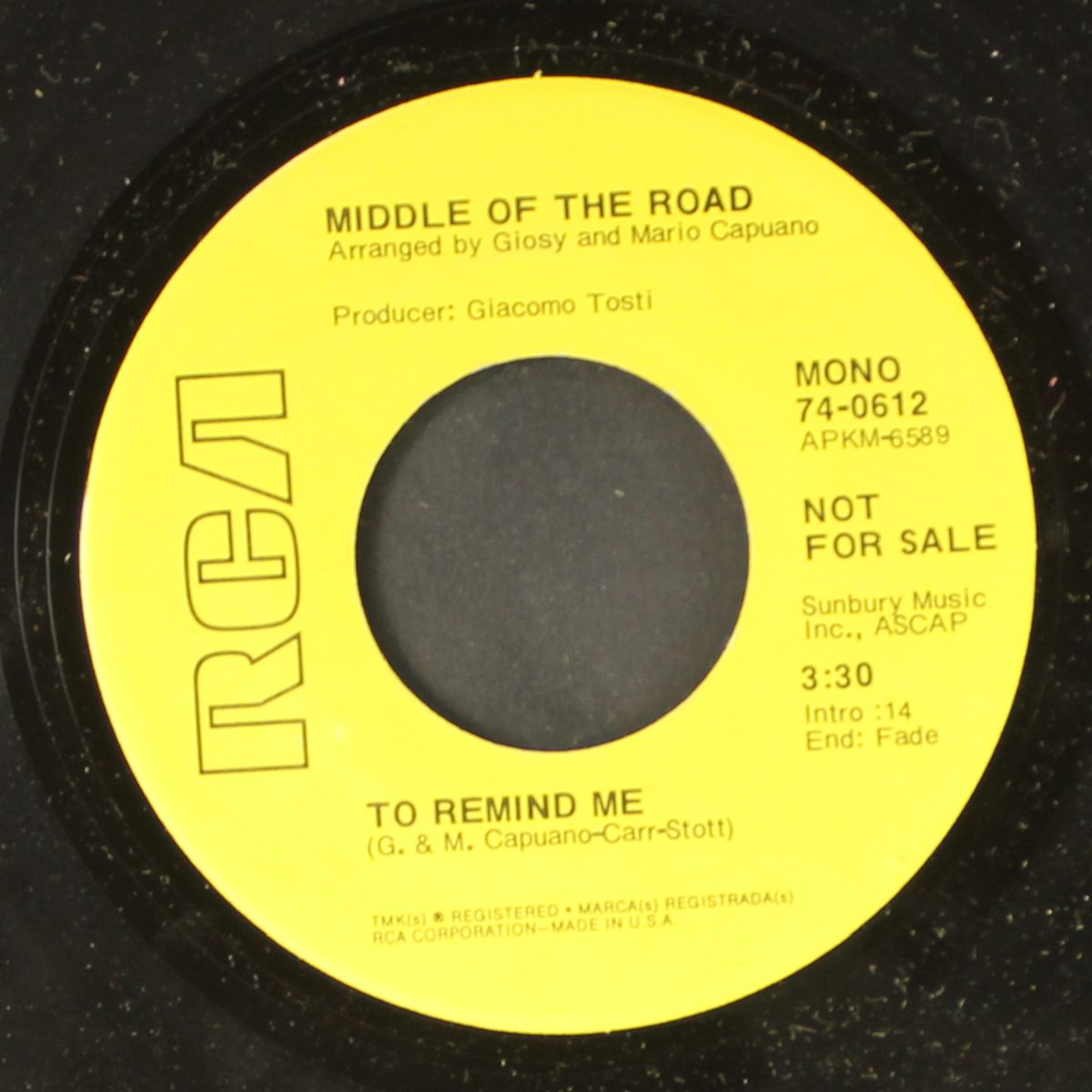 soley soley / to remind me by MIDDLE OF THE ROAD