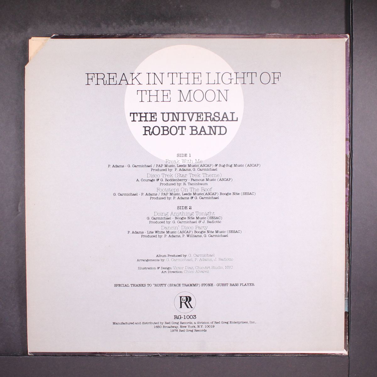 freak in the light of the moon by UNIVERSAL ROBOT BAND
