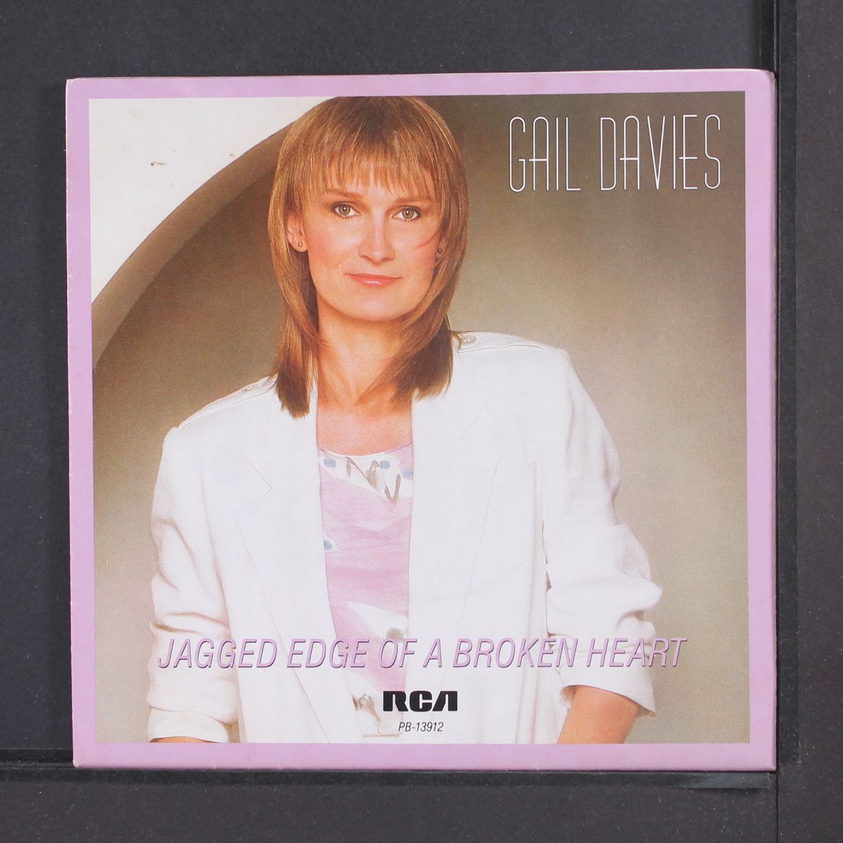 jagged edge of a broken heart / same by GAIL DAVIES