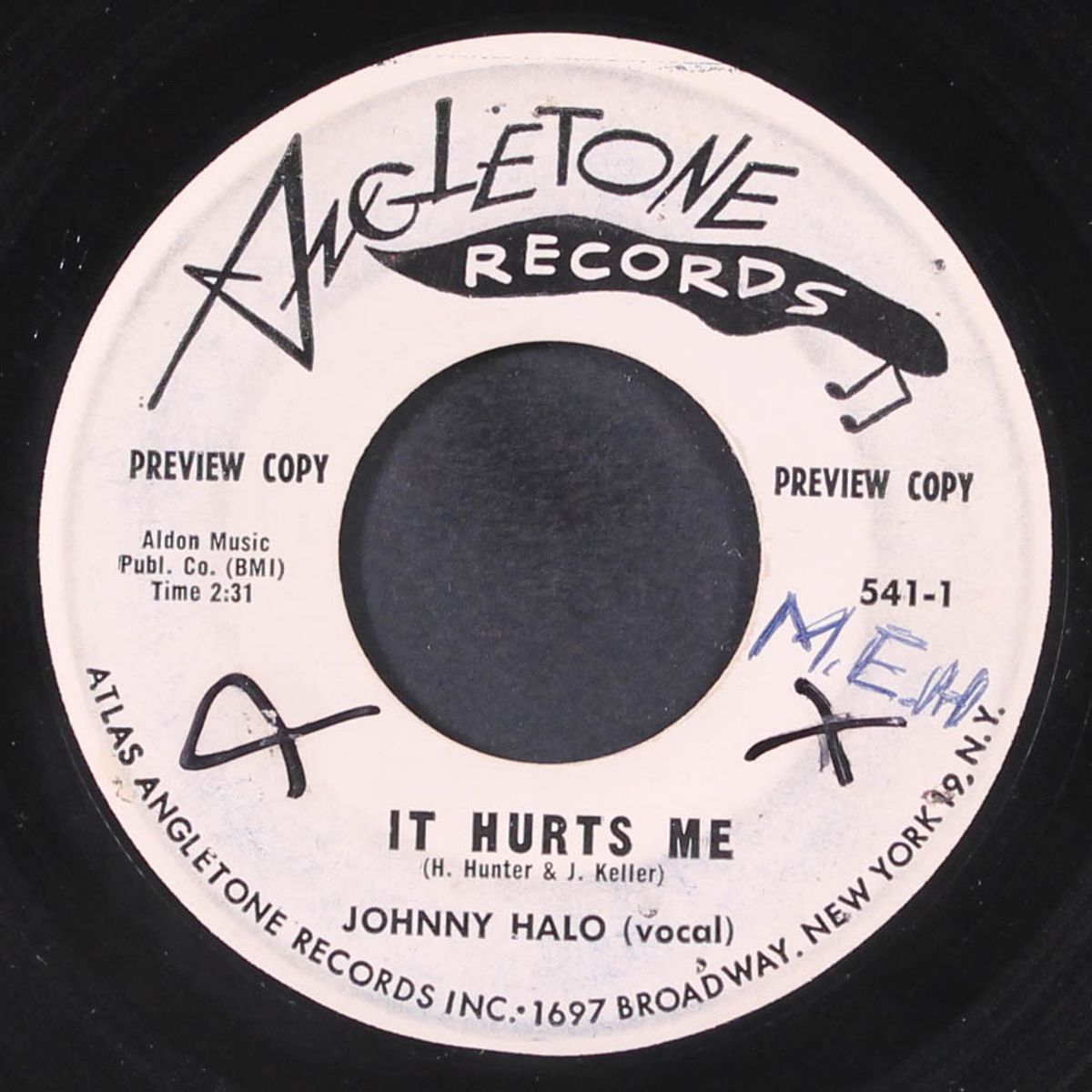 it hurts me / baby face by JOHNNY HALO