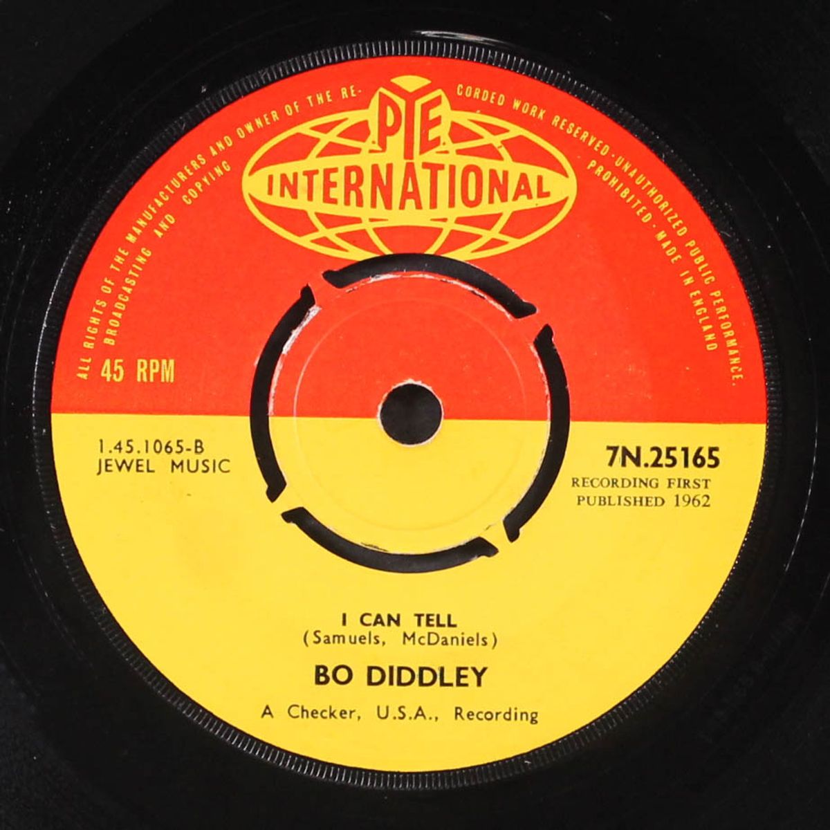 you can't judge a book by the cover / i can tell by BO DIDDLEY