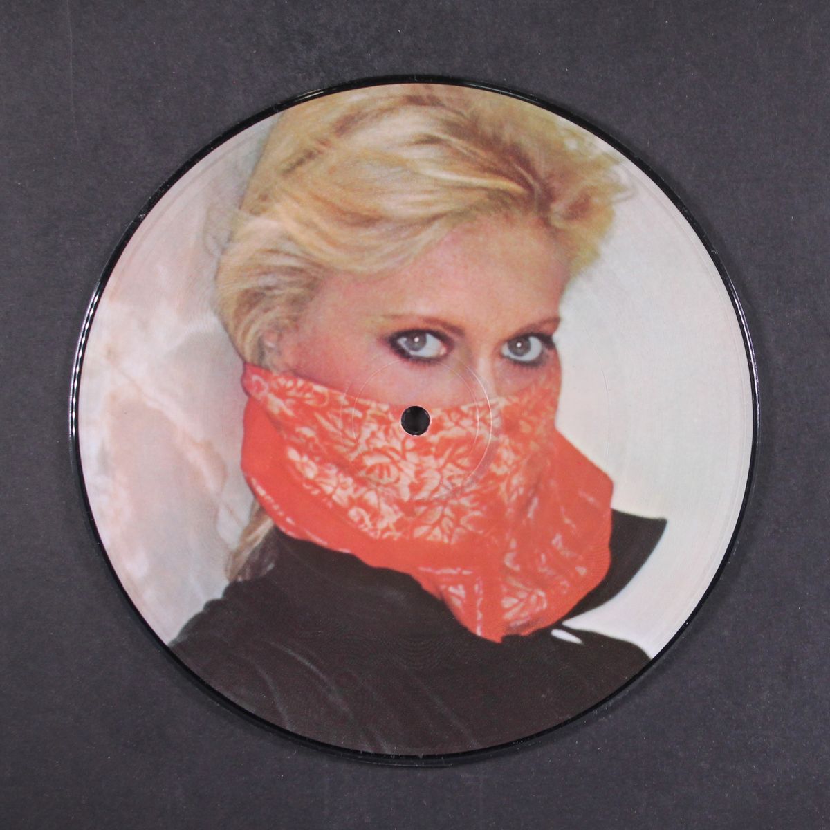 deeper than the night / please don't keep me waiting by OLIVIA NEWTON-JOHN