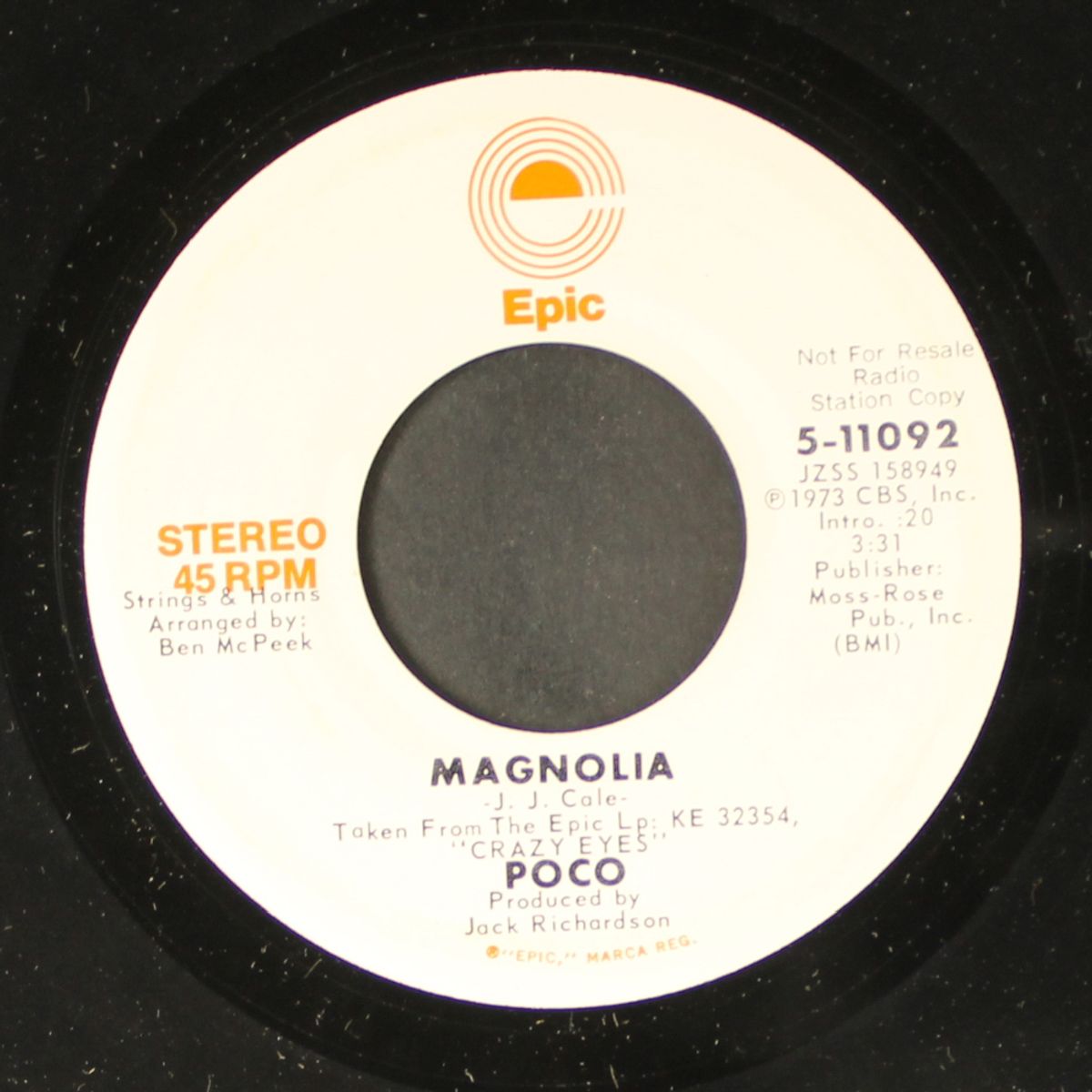 magnolia / mono by POCO