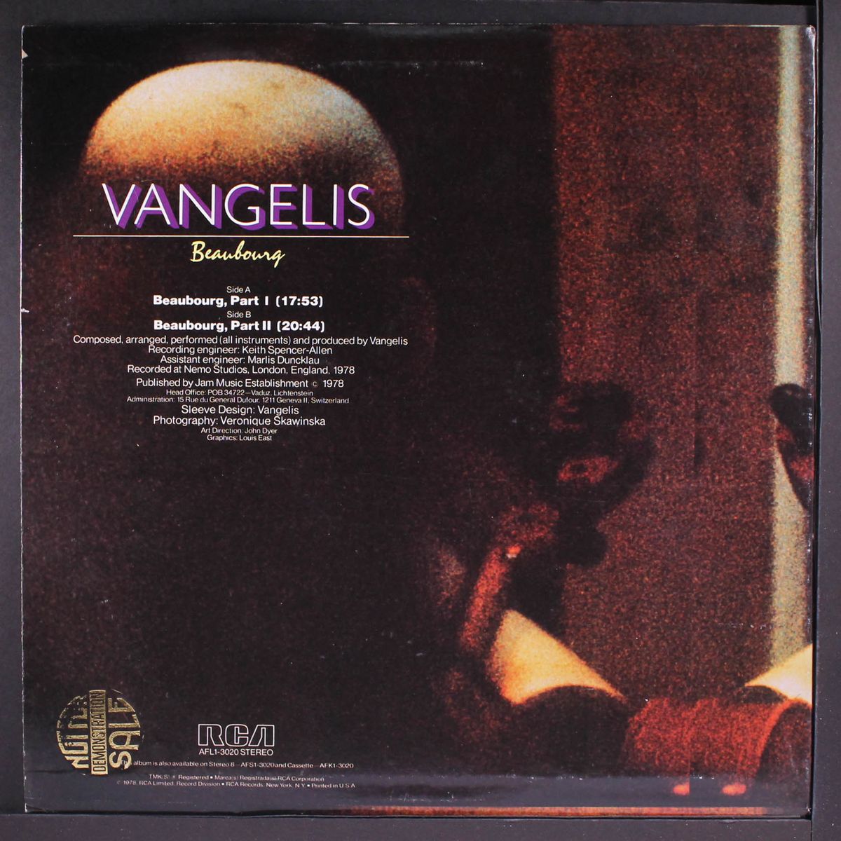 beaubourg by VANGELIS