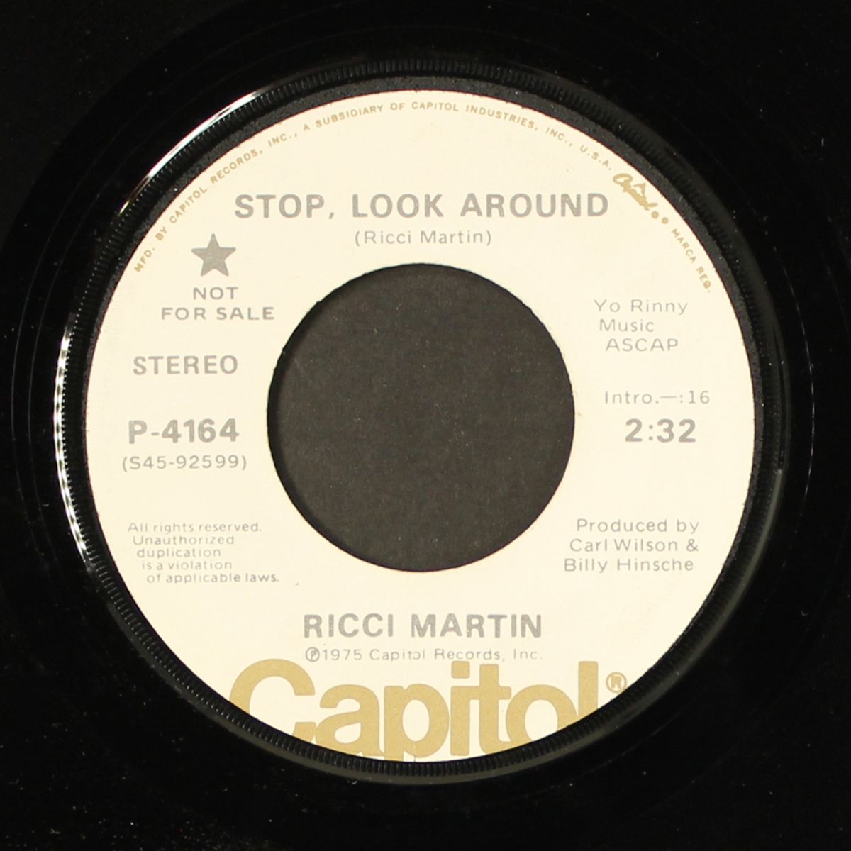 stop, look around / mono by RICCI MARTIN