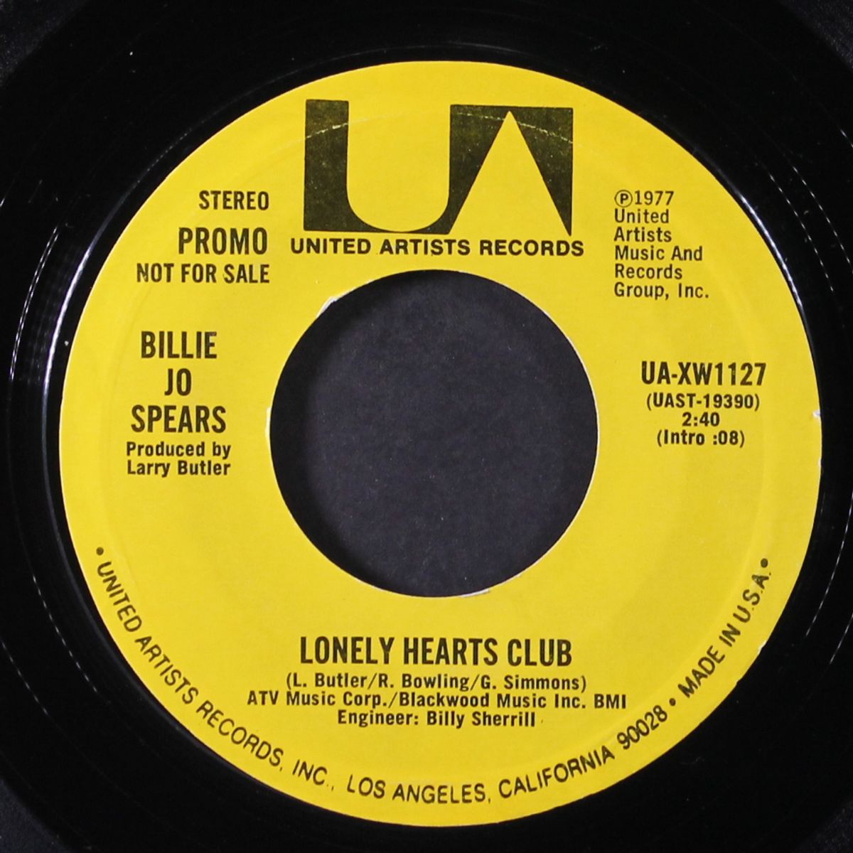 lonely hearts club / mono by BILLIE JO SPEARS