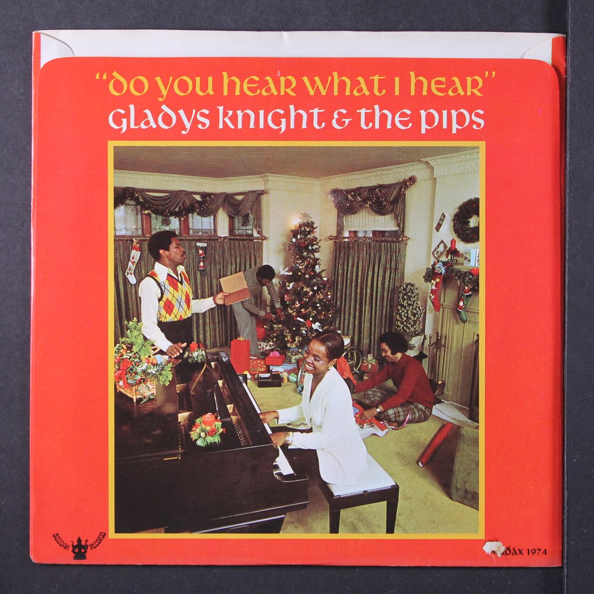 silent night / do you hear what i hear by GLADYS KNIGHT & PIPS